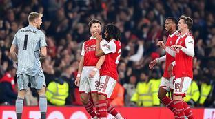 在側翼尋找 在側翼尋找